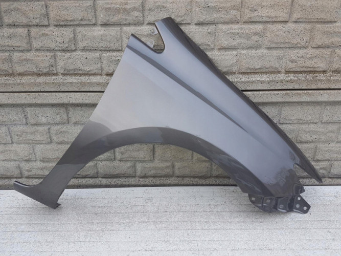 TOYOTA AURIS 2013-2021 BŁOTNIK PRAWY PRZEDNI