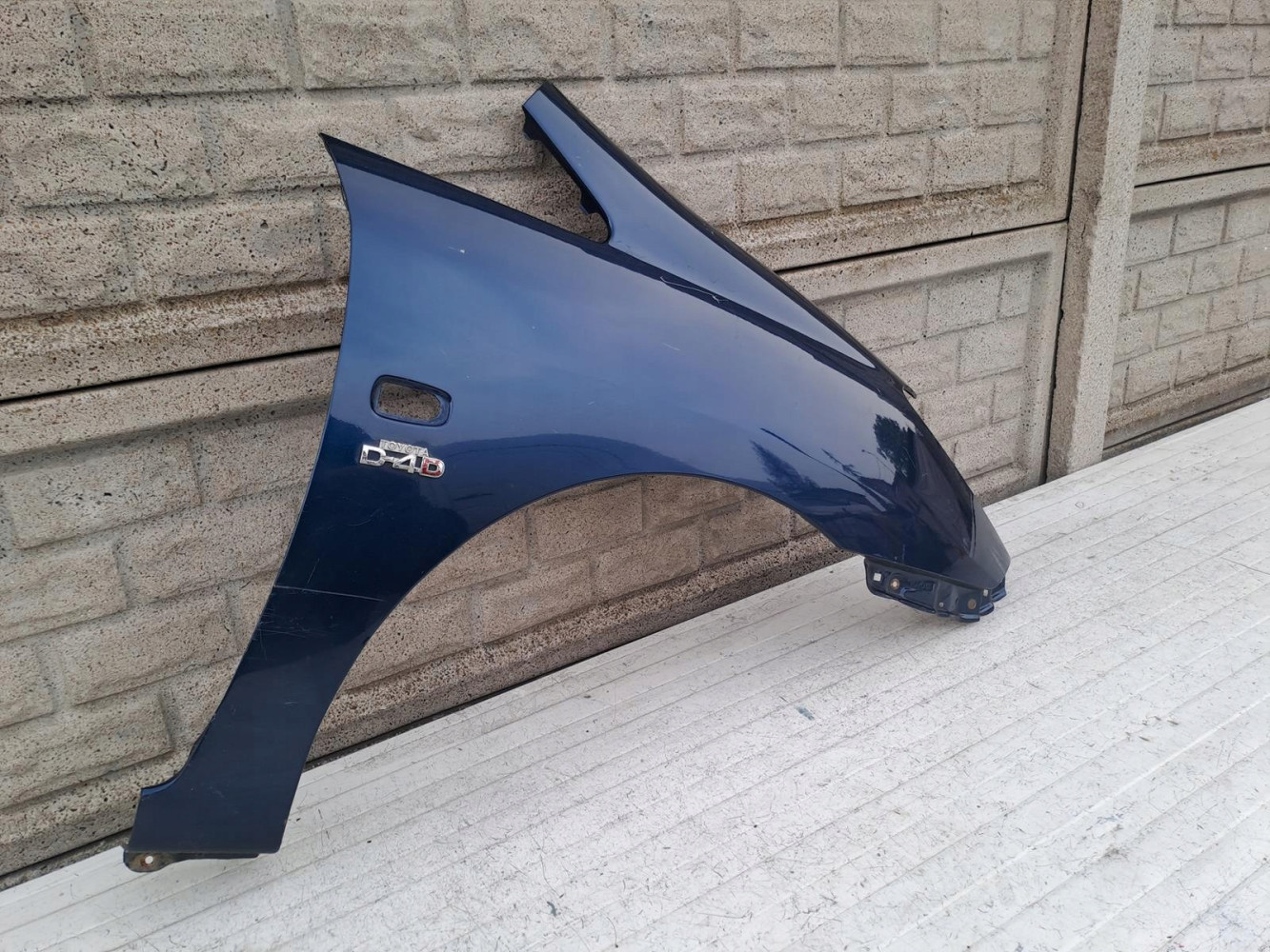 TOYOTA COROLLA VERSO 01-04 BŁOTNIK PRAWY PRZEDNI - (15450268632)