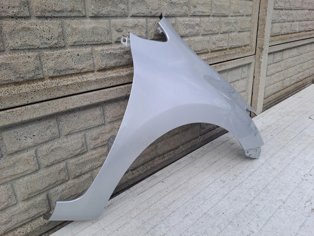 TOYOTA AURIS LIFT 2010-2013 BŁOTNIK PRZEDNI PRAWY - (15450445629)