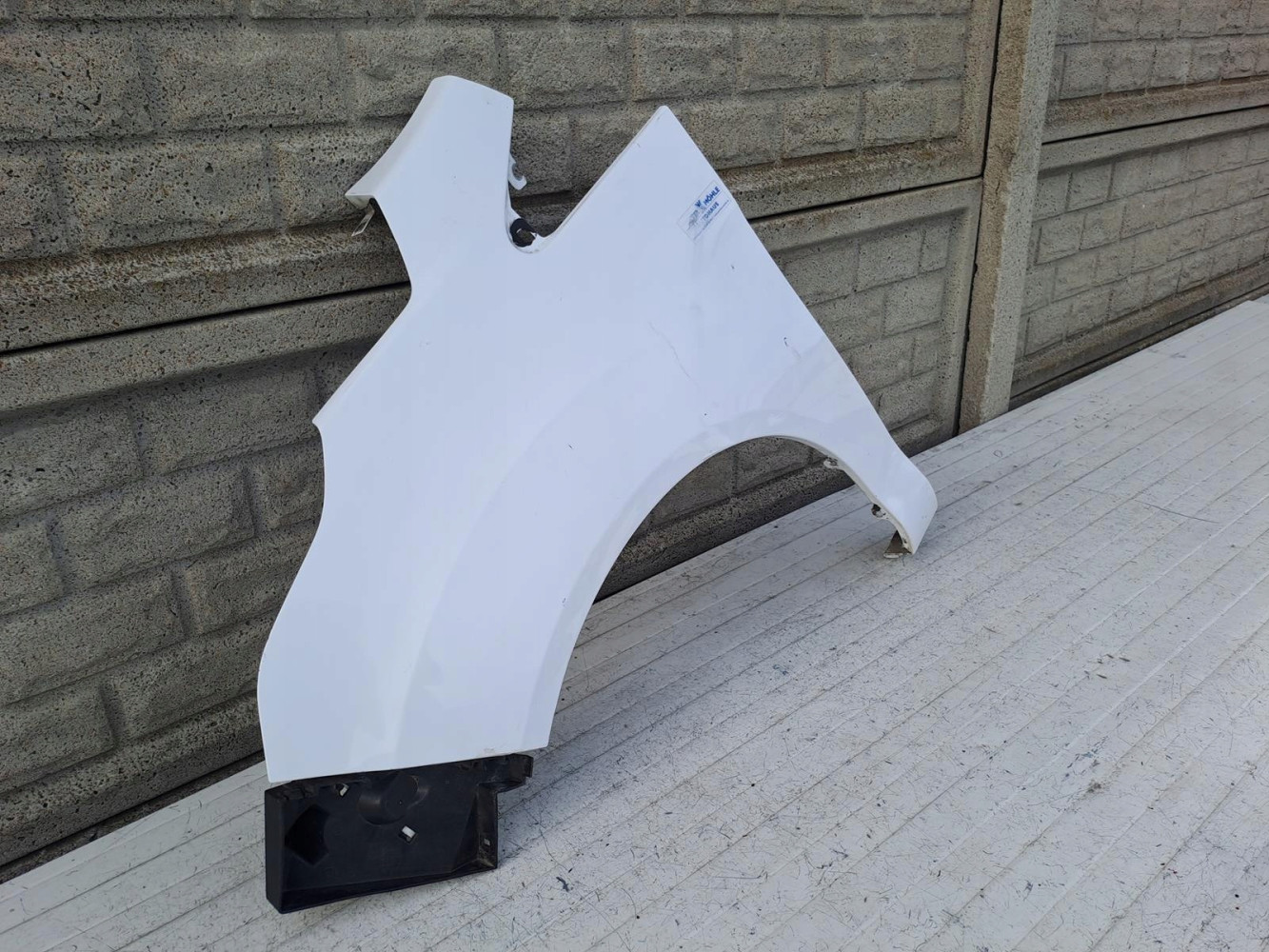 FORD B-MAX 2013-2017 BŁOTNIK LEWY PRZEDNI - (15485605679)