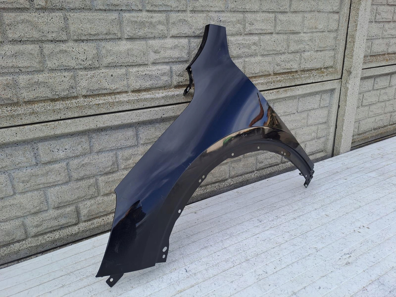 FORD KUGA ESCAPE MK3 20-24 BŁOTNIK PRZEDNI LEWY - (15492838180)