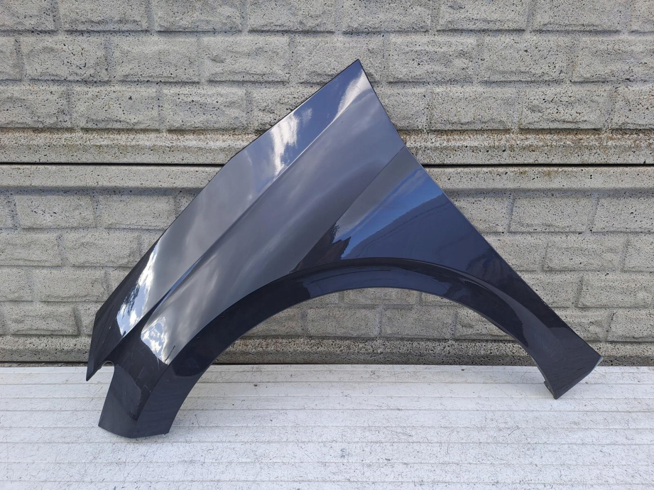 SEAT CUPRA BORN 21-24 BŁOTNIK PRZEDNI LEWY - (15492859317)