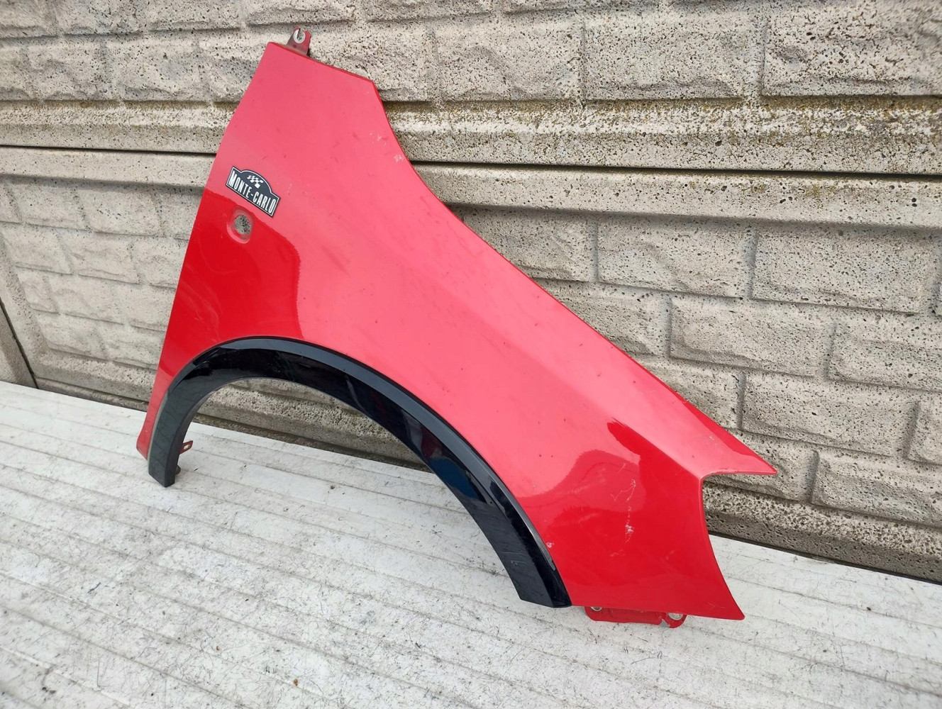 SKODA FABIA MONTE CARLO BŁOTNIK PRZEDNI PRAWY - (15506421753)