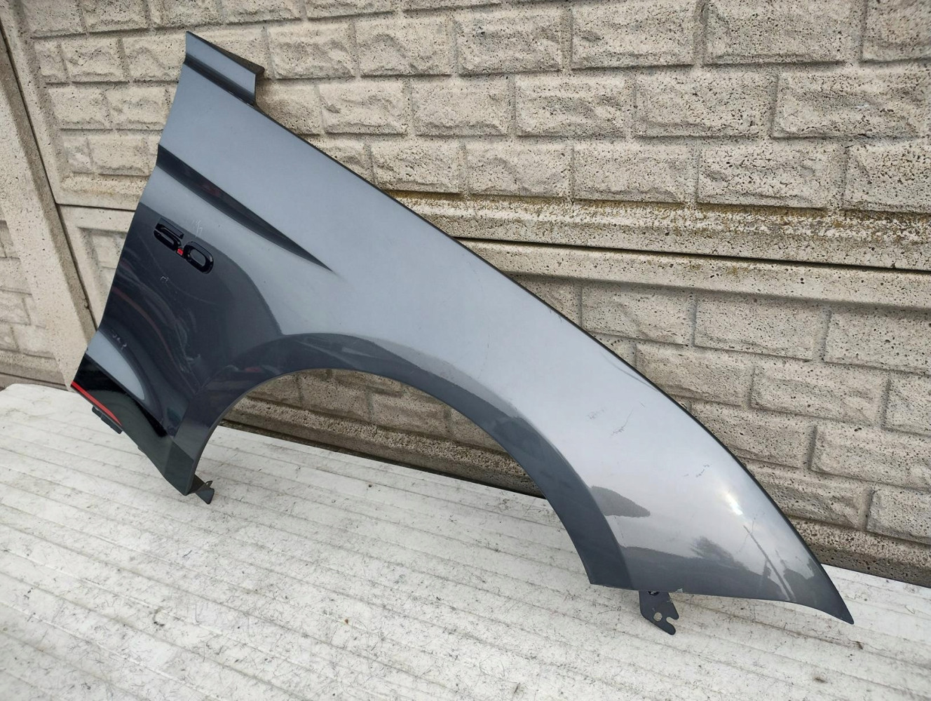 FORD MUSTANG VI LIFT 18 - 22 BŁOTNIK PRZEDNI PRAWY - (15506468201)