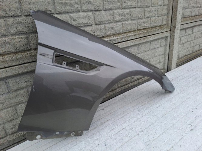 MERCEDES SLK W 172 W172 BŁOTNIK PRZEDNI PRAWY - (15535671995)