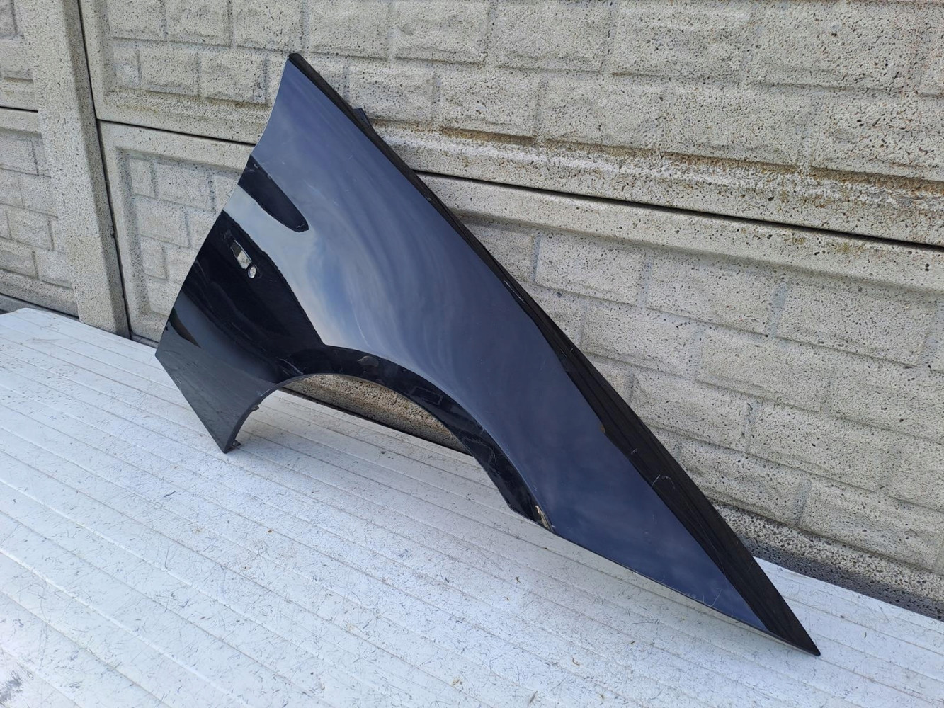 BMW 3 E90 E91 2004 - 2012 BŁOTNIK PRZEDNI PRAWY - (15592608617)