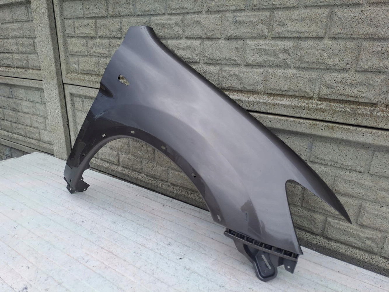 MITSUBISHI ASX 15-20 LIFT BŁOTNIK PRAWY PRZEDNI - (15640432009)