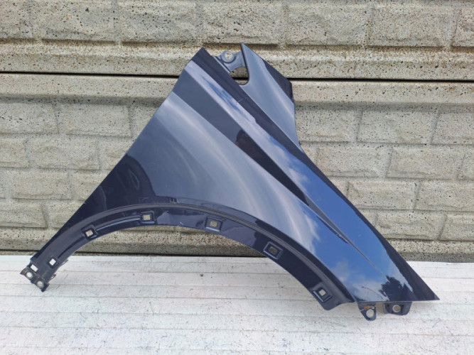 BŁOTNIK PRZEDNI PRAWY HYUNDAI BAYON - (15648054700)