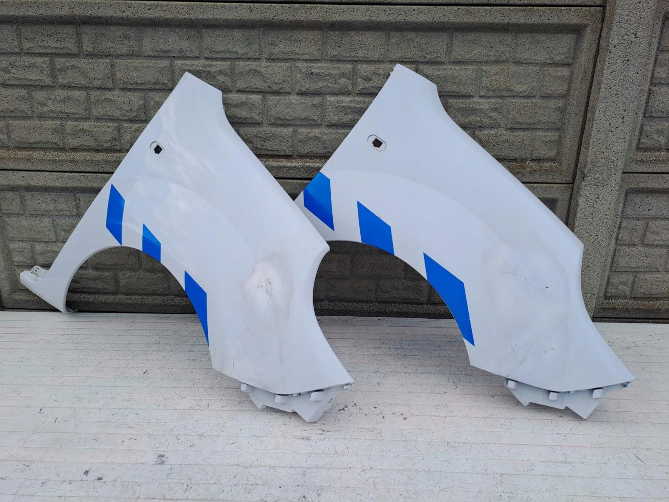 RENAULT KANGOO 3 III 2013-2018 LIFT BŁOTNIK PRAWY - (15648152380)