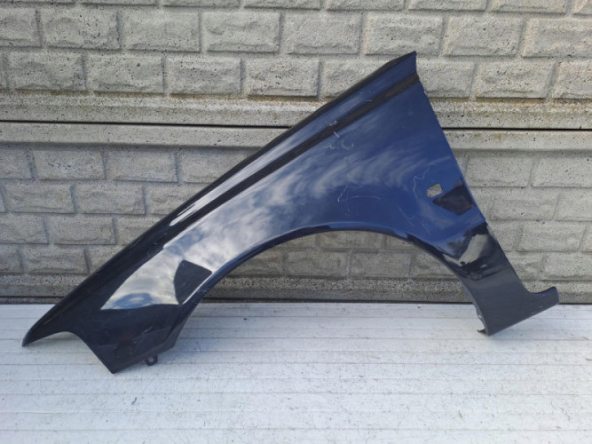 VOLVO V40 LIFT 00-04 BŁOTNIK PRZEDNI LEWY - (15655260884)