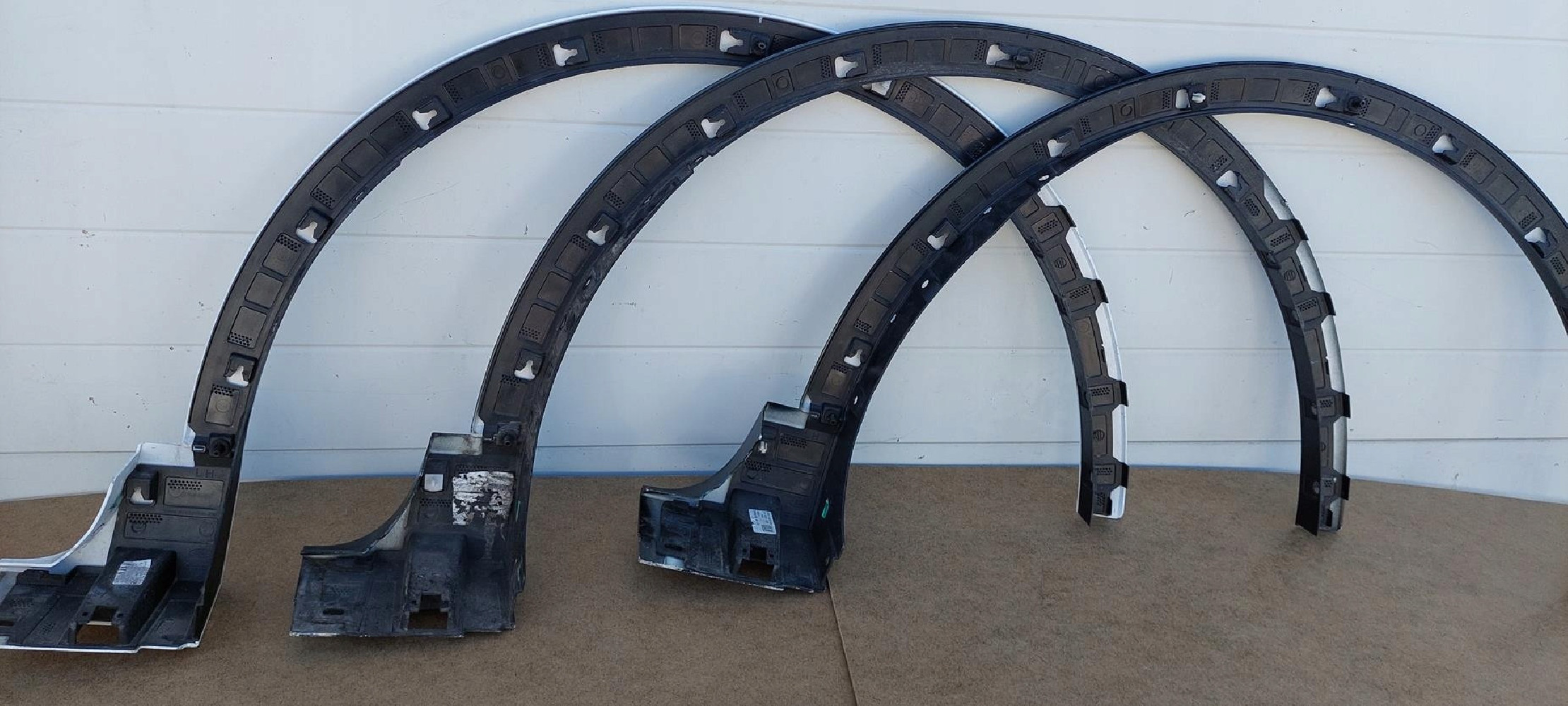 FORD KUGA MK3 ESCAPE listwa lewa - (15661941419)