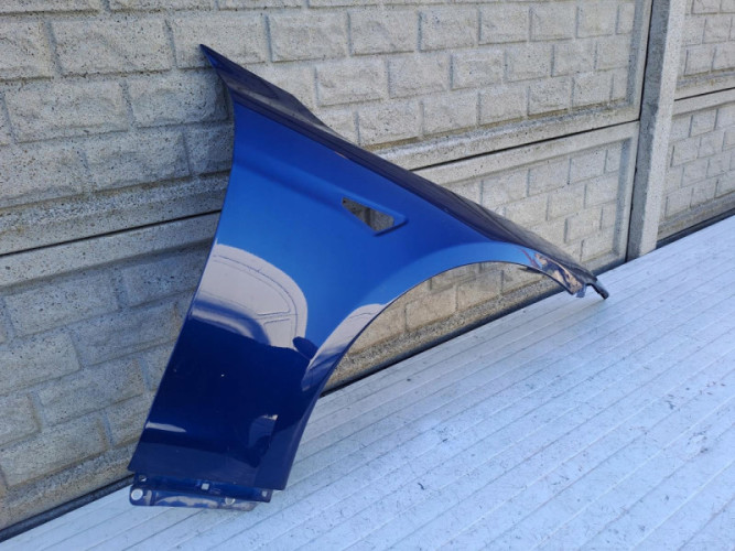 TESLA MODEL S PLAID BŁOTNIK PRAWY PRZEDNI - (15662737171)