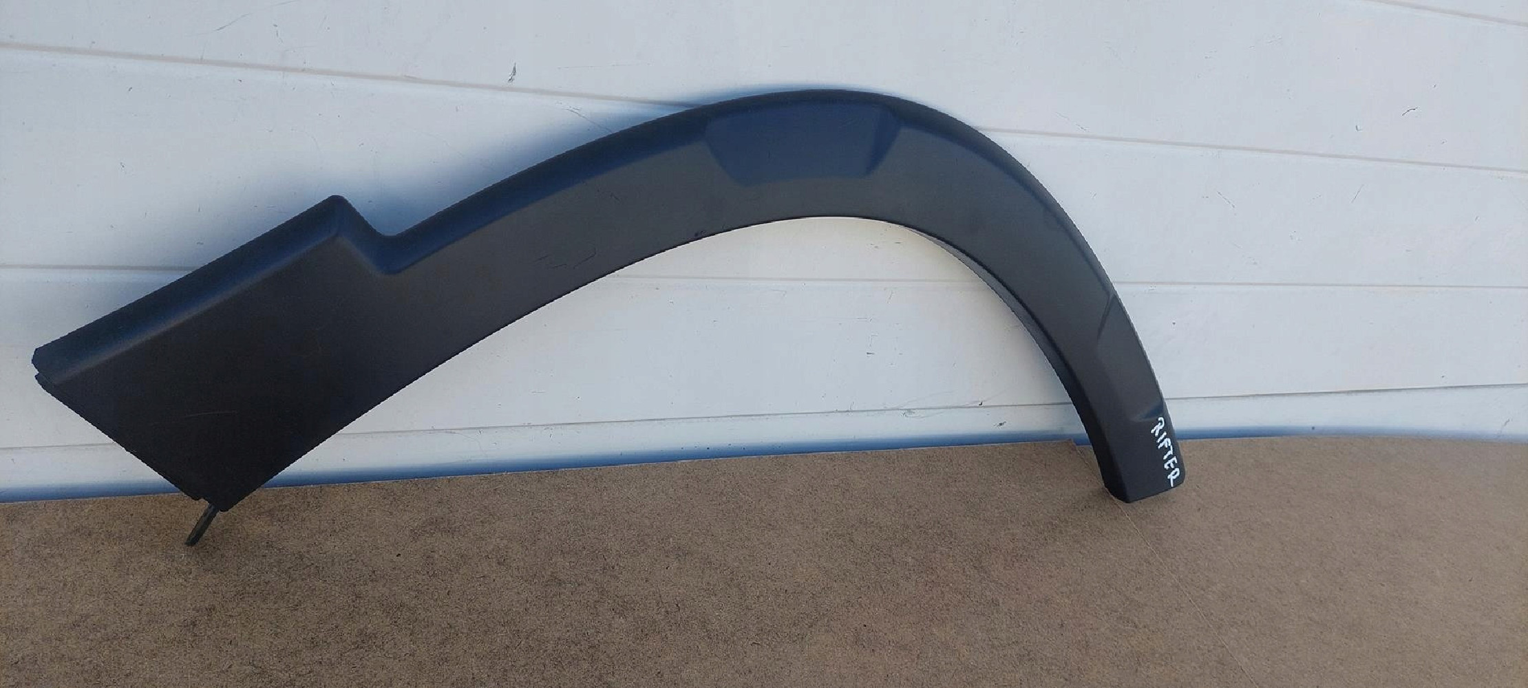 PEUGEOT RIFTER listwa prawa - (15669301487)