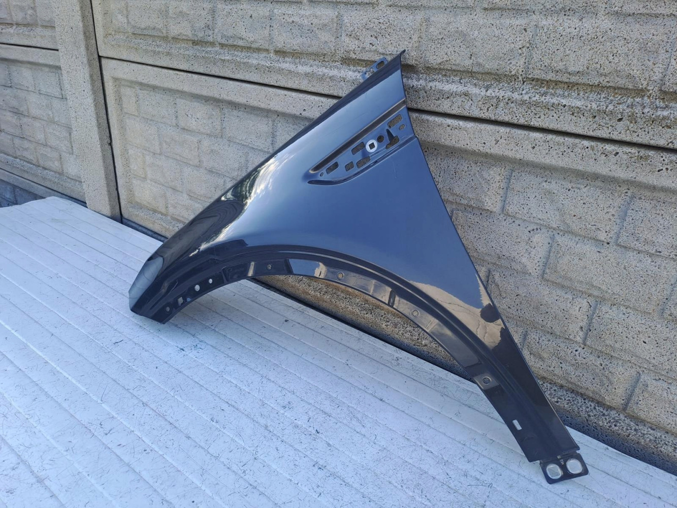 LAND ROVER DISCOVERY SPORT BŁOTNIK PRZEDNI LEWY - (15669506739)