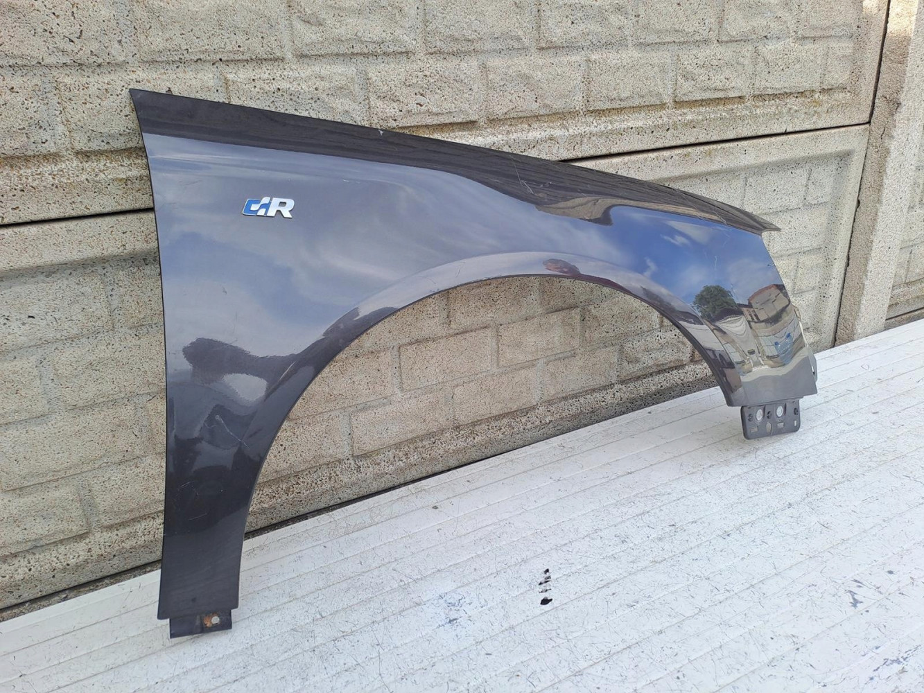 VW PASSAT B6 2005-2010 BŁOTNIK PRAWY PRZEDNI - (15685211978)
