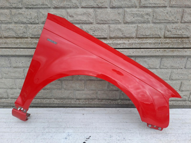 AUDI A3 8P0 LIFT 08-13 BŁOTNIK PRZEDNI PRAWY - (15685701708)