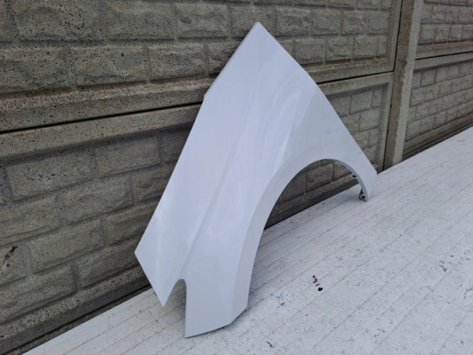 SEAT CUPRA BORN 21-24 BŁOTNIK PRZEDNI LEWY - (15692104149)