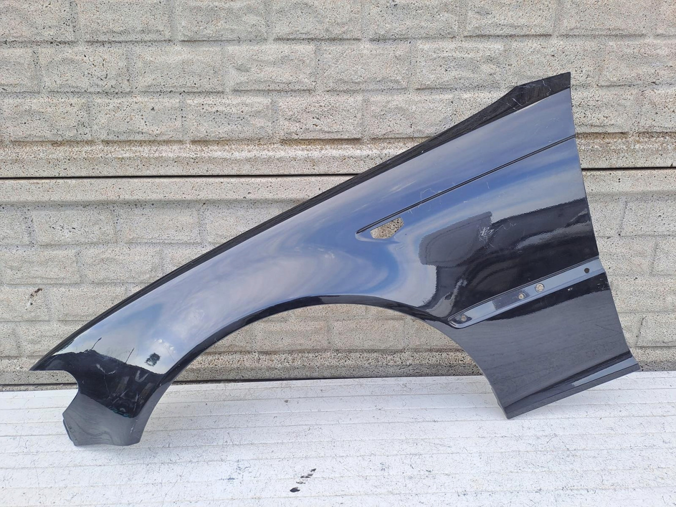 BŁOTNIK LEWY PRZEDNI BMW 3 E46 LIFT COUPE CABRIO - (15698927679)