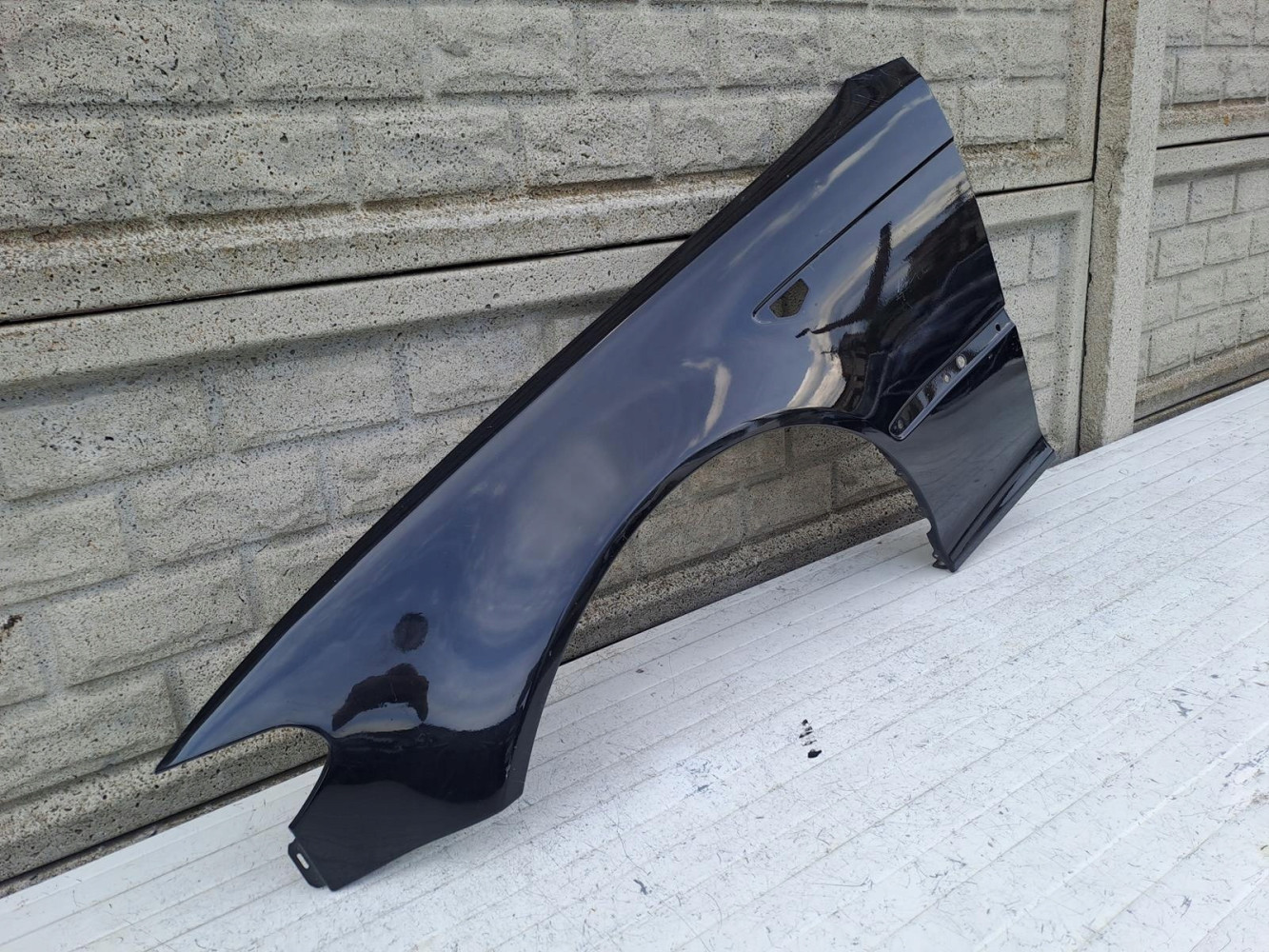 BŁOTNIK LEWY PRZEDNI BMW 3 E46 LIFT COUPE CABRIO - (15698927679)