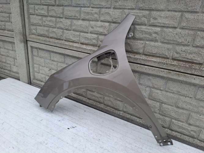 FORD KUGA HYBRYDA MK3 20-24 BŁOTNIK PRZEDNI LEWY - (15713309609)