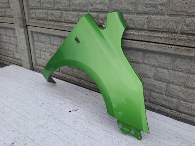 OPEL CORSA E 15-19 BŁOTNIK PRZEDNI PRAWY - (15713317916)