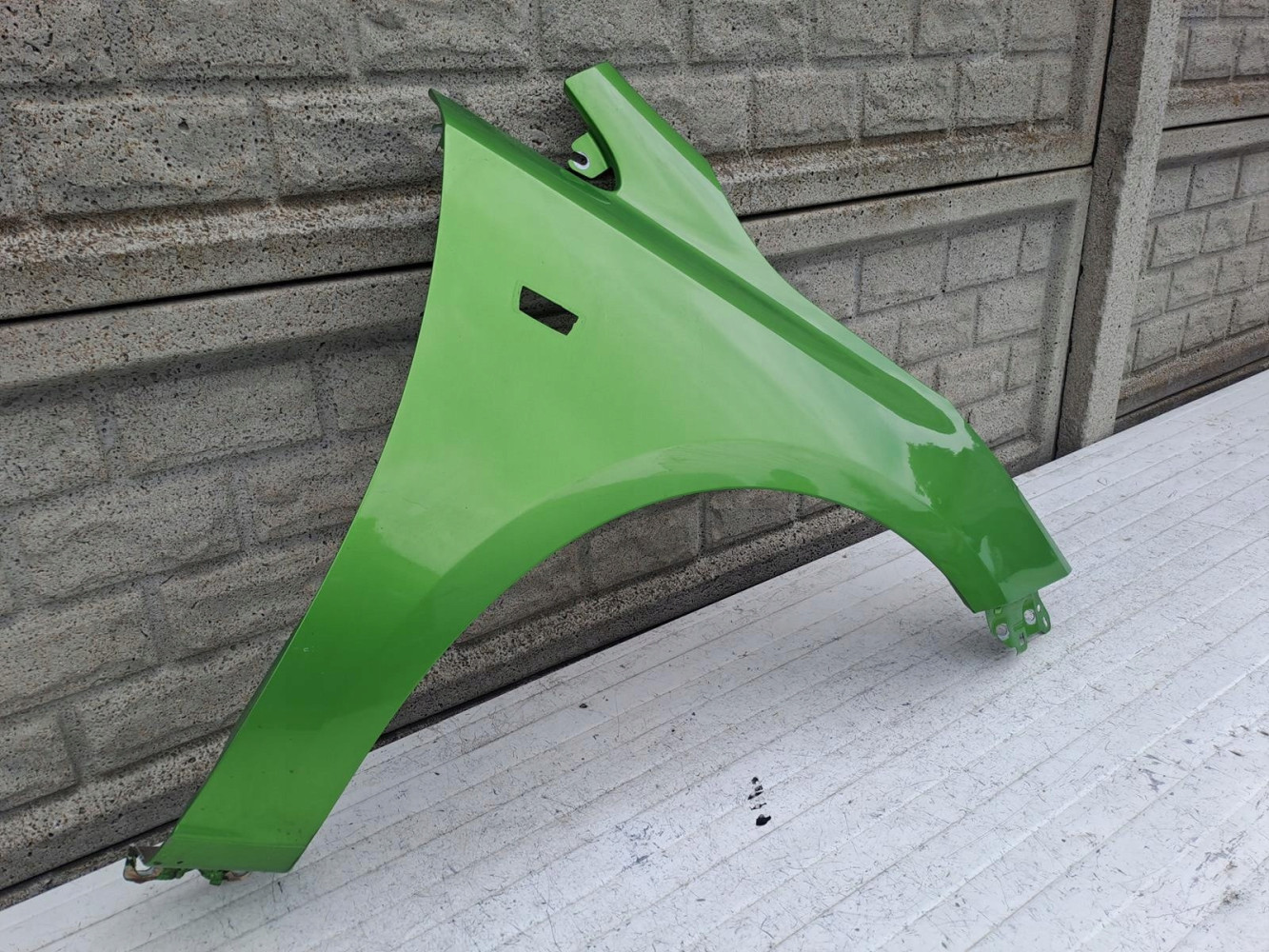 OPEL CORSA E 15-19 BŁOTNIK PRZEDNI PRAWY - (15713317916)