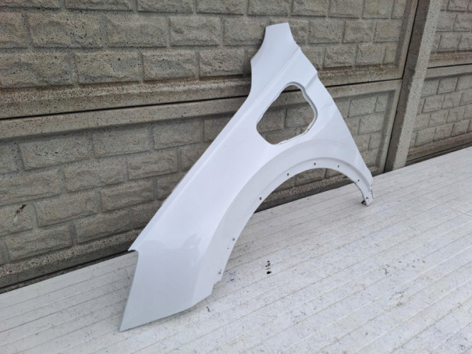 SEAT TARRACO HYBRYDA 21-24 BŁOTNIK PRZEDNI LEWY - (15713379376)
