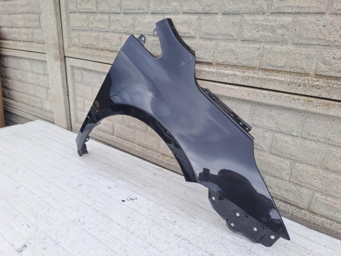 TOYOTA AVENSIS III T28 T29 15- BŁOTNIK PRAWY - (15713460504)