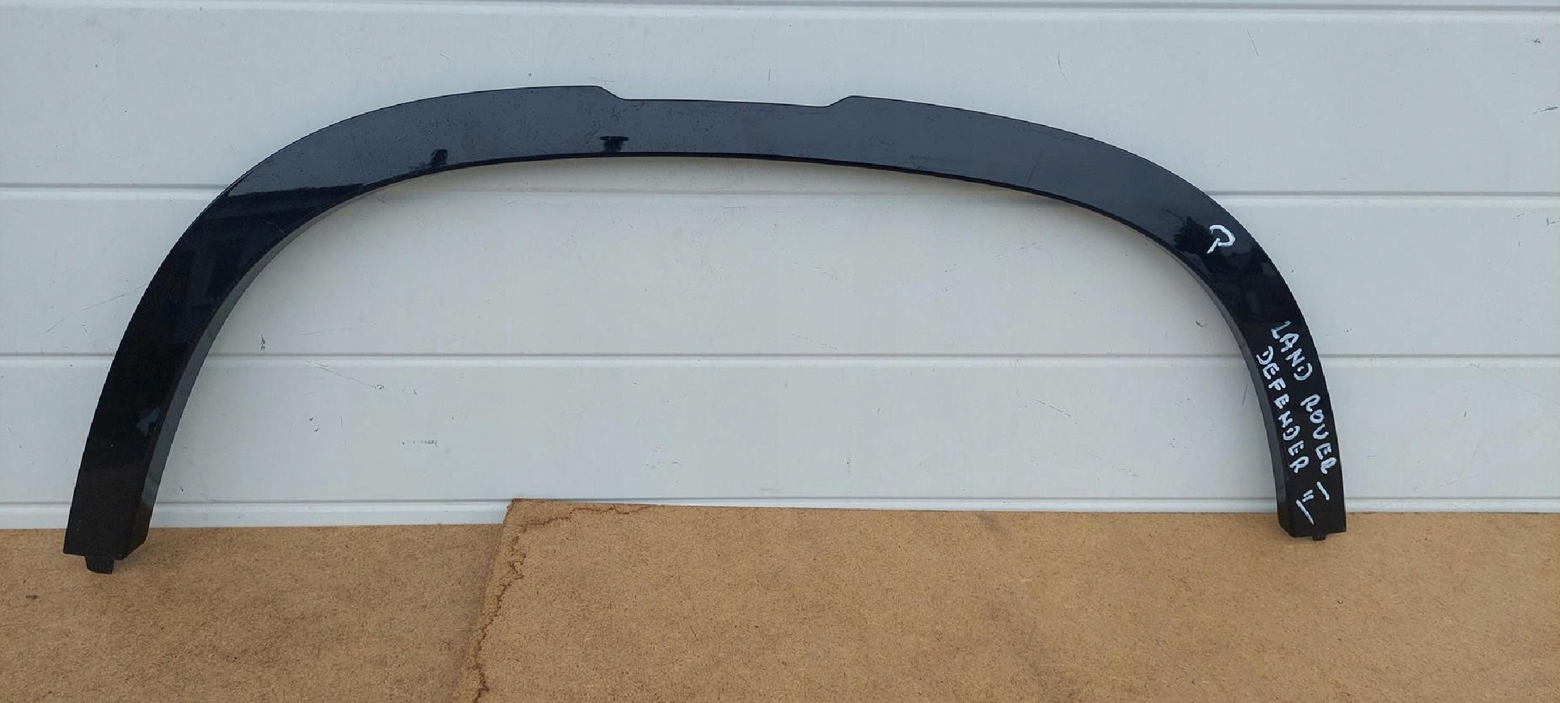 LAND ROVER DEFENDER II listwa prawa - (15729333312)