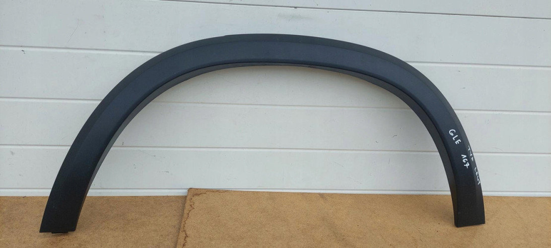 MERCEDES GLE 167 listwa tylna lewa - (15736146927)