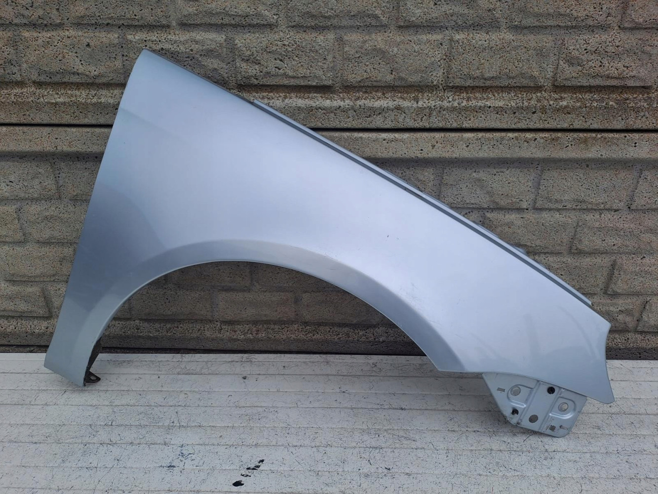 VW EOS 2006-2015 BŁOTNIK PRZEDNI PRAWY - (15736292107)