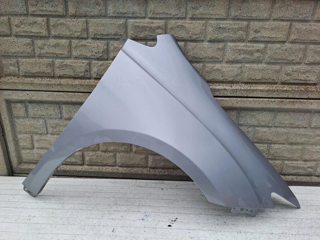 BŁOTNIK PRAWY PRZÓD CHRYSLER PACIFICA 16- - (15763550464)