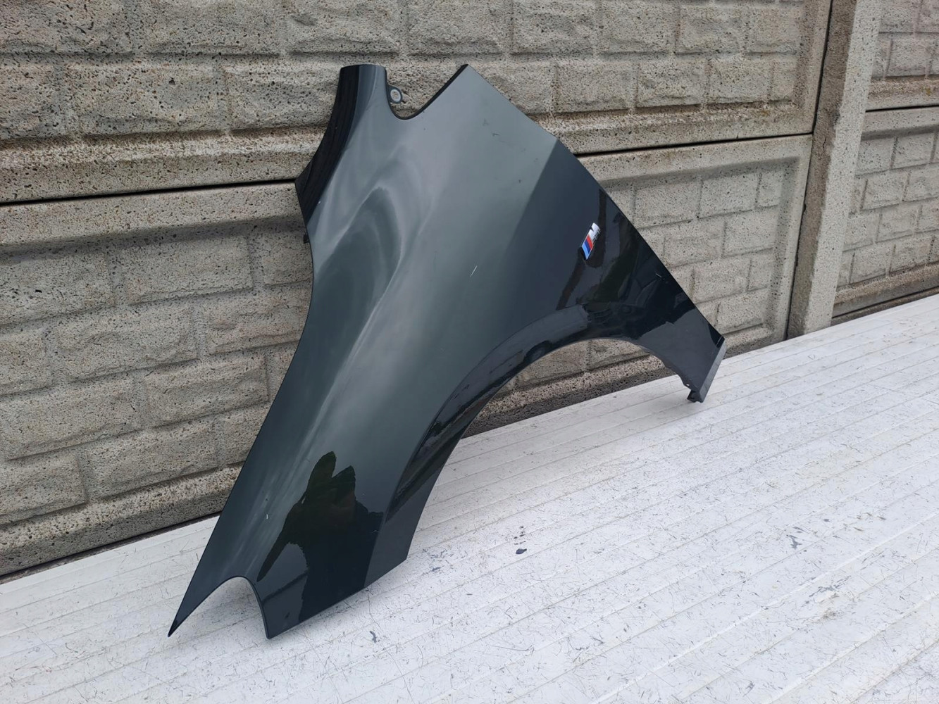 BMW 2 II U06 U-06 BŁOTNIK PRZEDNI LEWY - (15779469537)