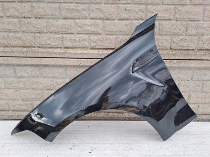 BMW F87 M2 BŁOTNIK PRZEDNI LEWY - (15779869014)