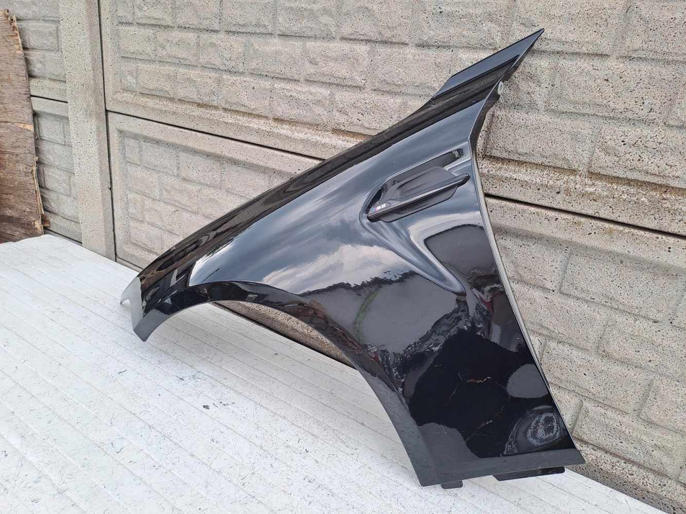 BMW F87 M2 BŁOTNIK PRZEDNI LEWY - (15779869014)