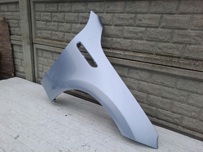 MERCEDES EQC W293 W 293 BŁOTNIK PRZEDNI PRAWY - (15786236542)