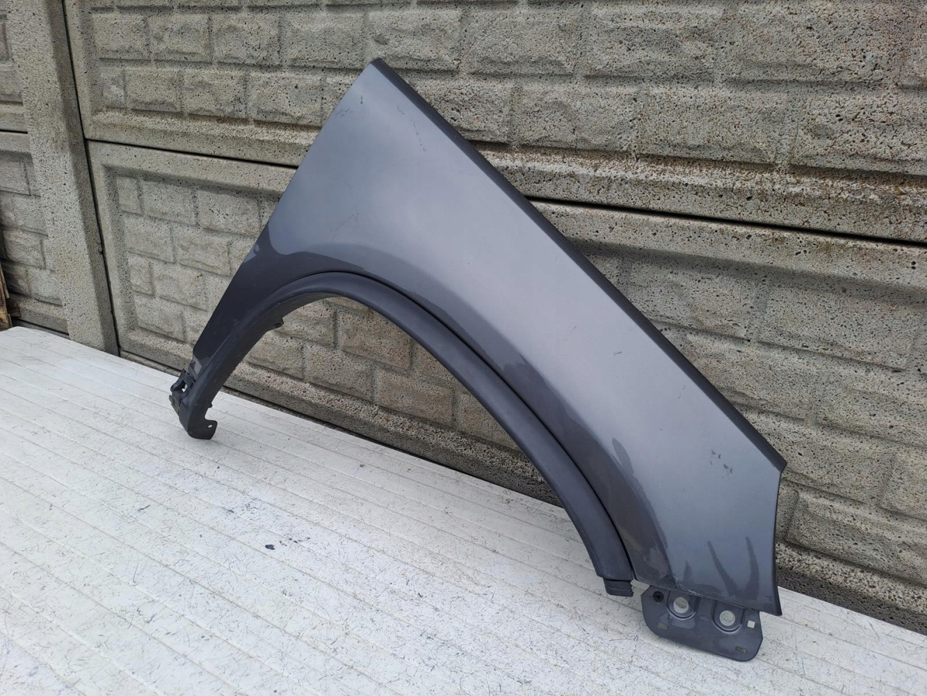 VW TIGUAN 2007-2017 BŁOTNIK PRZEDNI PRAWY - (15786441138)