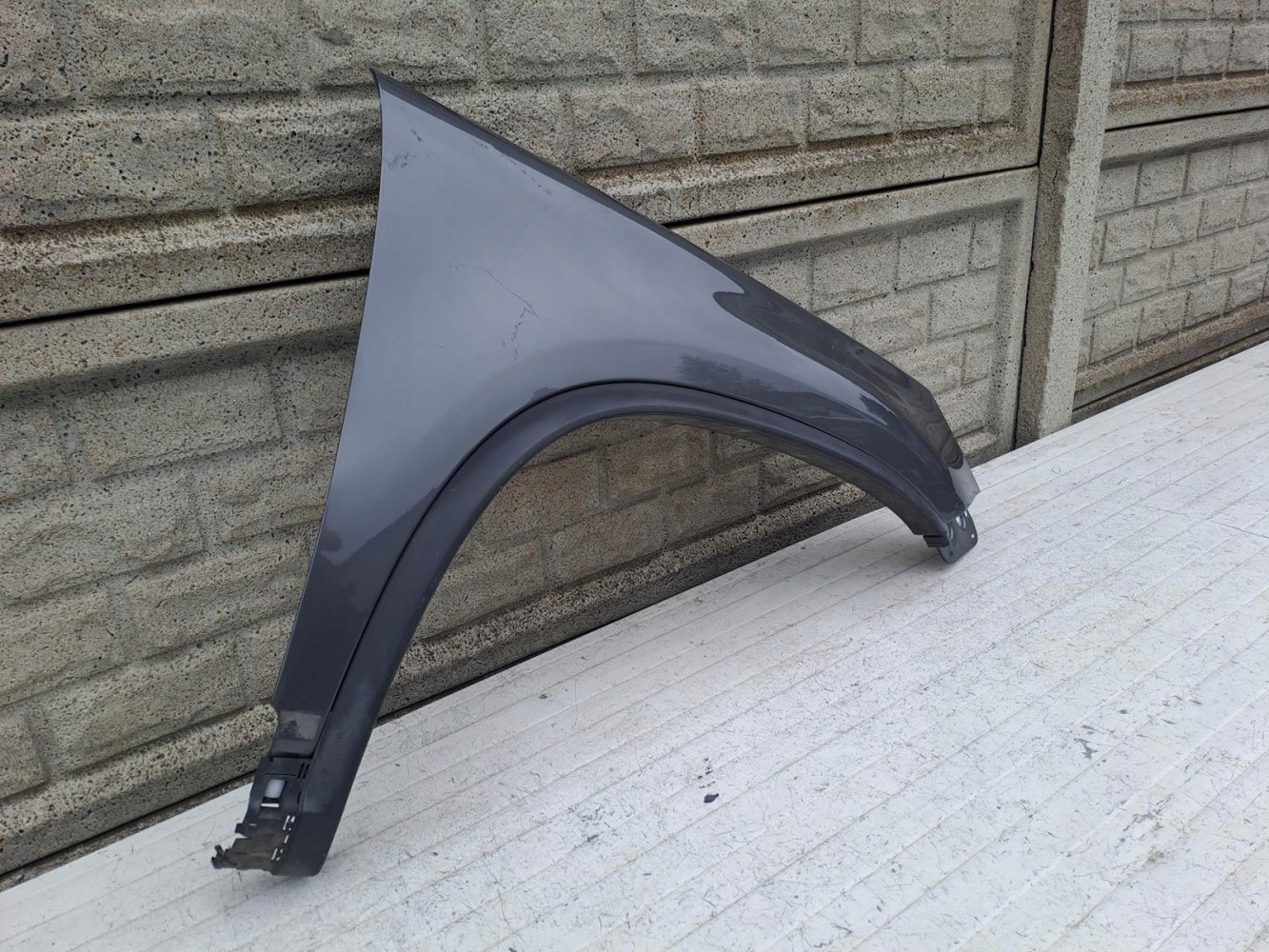 VW TIGUAN 2007-2017 BŁOTNIK PRZEDNI PRAWY - (15786441138)