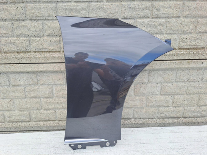 BŁOTNIK MERCEDES EQE W295 PRAWY PRZEDNI - (15786730465)