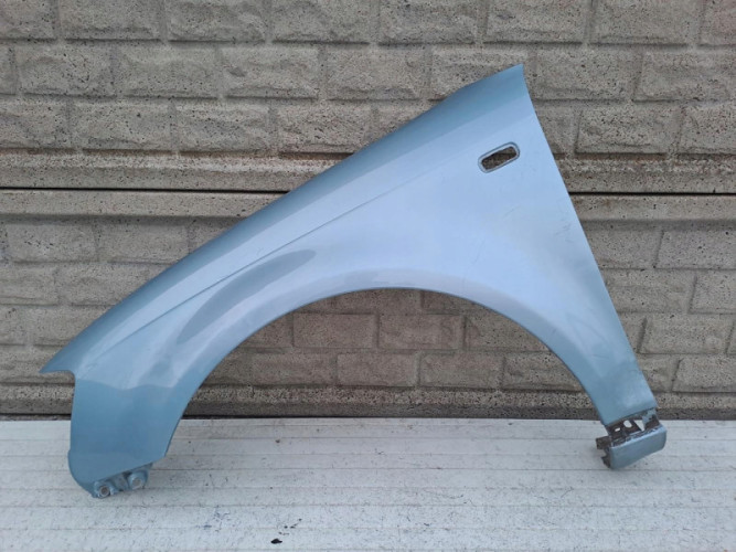 AUDI A3 8P0 03-08 PRZED LIFT BŁOTNIK PRZEDNI LEWY - (15800499256)