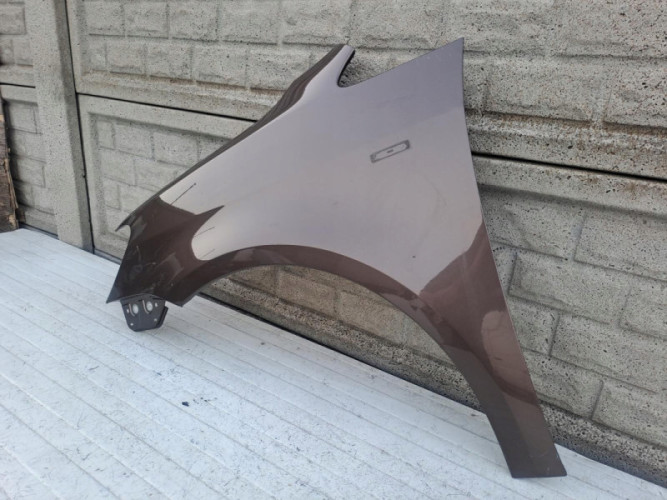 VW TOURAN 1T0 10 -15 BŁOTNIK PRZEDNI LEWY - (15830743218)