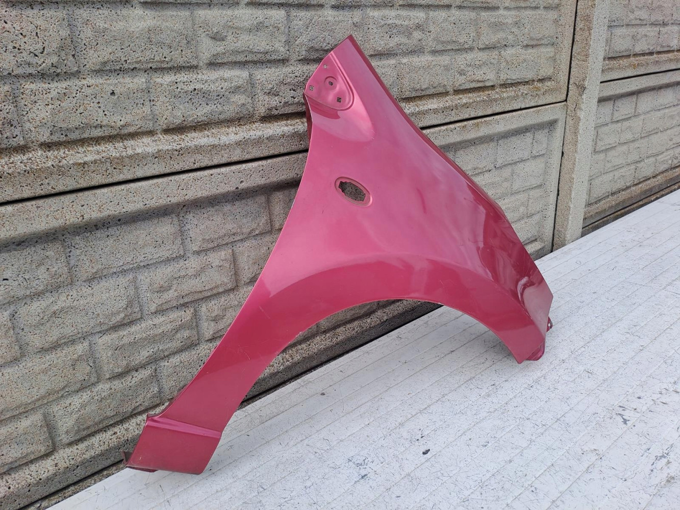 NISSAN PIXO SUZUKI ALTO BŁOTNIK PRAWY PRZEDNI - (15838539885)