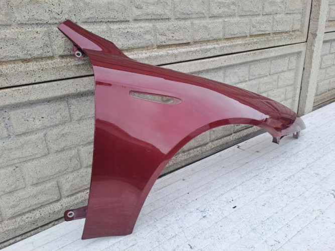 ALFA ROMEO 159 BŁOTNIK PRAWY PRZEDNI - (15844945161)