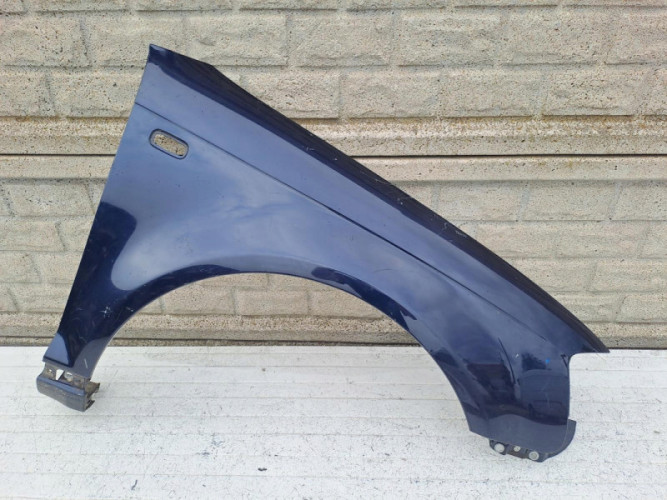AUDI A3 8P0 03-08 PRZED LIFT BŁOTNIK PRZEDNI PRAWY - (15868090226)