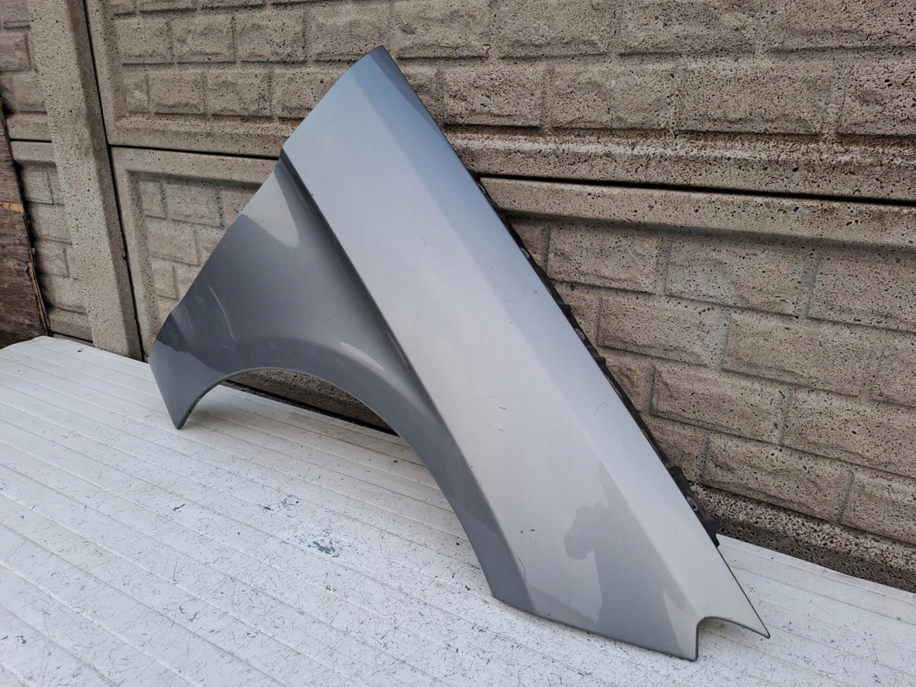 MERCEDES ML W166 W 166 BŁOTNIK PRAWY PRZEDNI - (15904322458)
