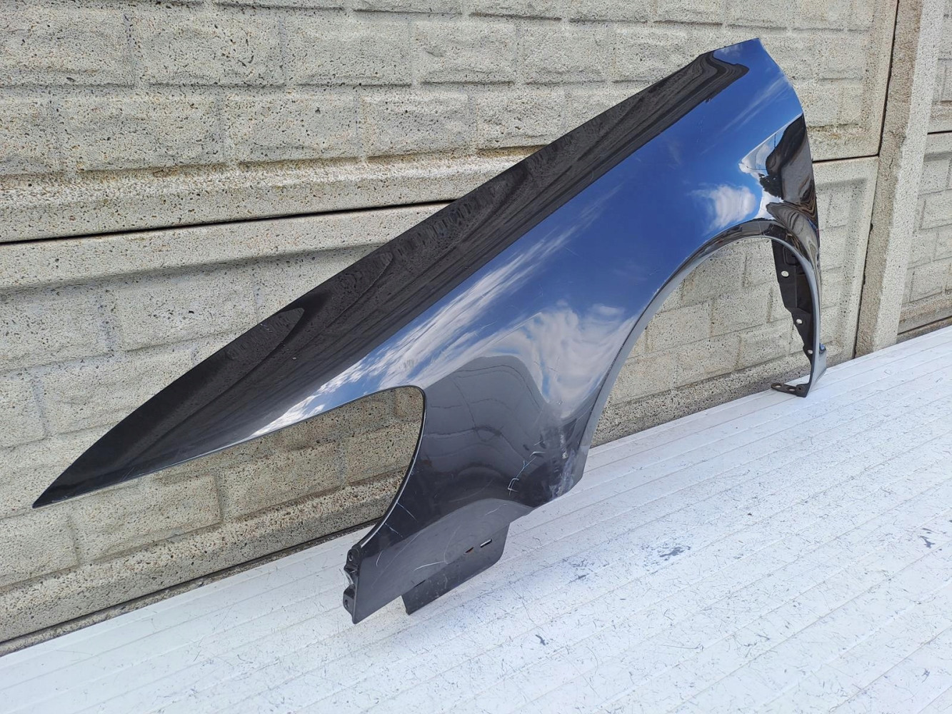 VW PHEATON LIFT 10- 3D0 BŁOTNIK PRZEDNI LEWY - (15910006503)