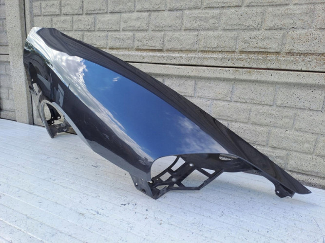 PORSCHE TAYCAN 9J1 9 J BŁOTNIK PRZEDNI PRAWY - (15910136936)