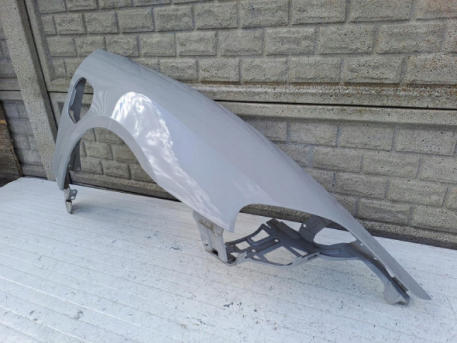 PORSCHE TAYCAN 9J1 9 J BŁOTNIK PRZEDNI PRAWY - (15910143534)