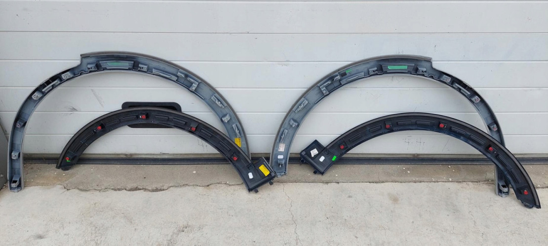 PORSCHE CAYENNE III 9Y0 GTS komplet listew tyl przod - (15916078144)