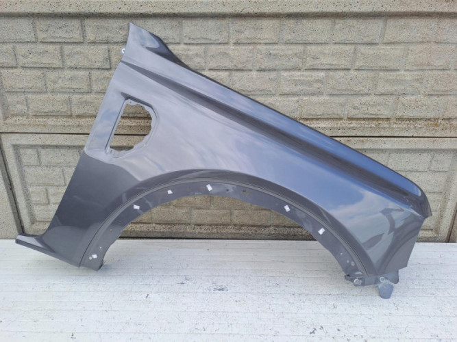 FORD EVEREST IV 22- BŁOTNIK PRAWY PRZEDNI - (15916718980)